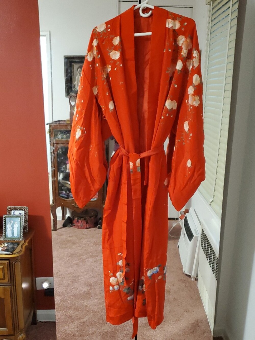 Vintage Japanese Red Floral Embroidered Women's Kimono Robe